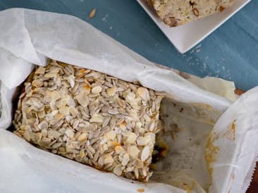 Banana bread with nuts