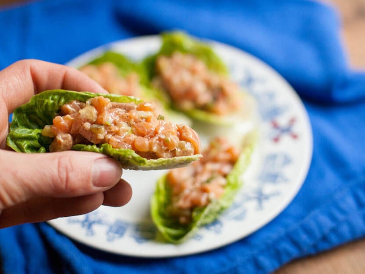 Salmon tartare shells