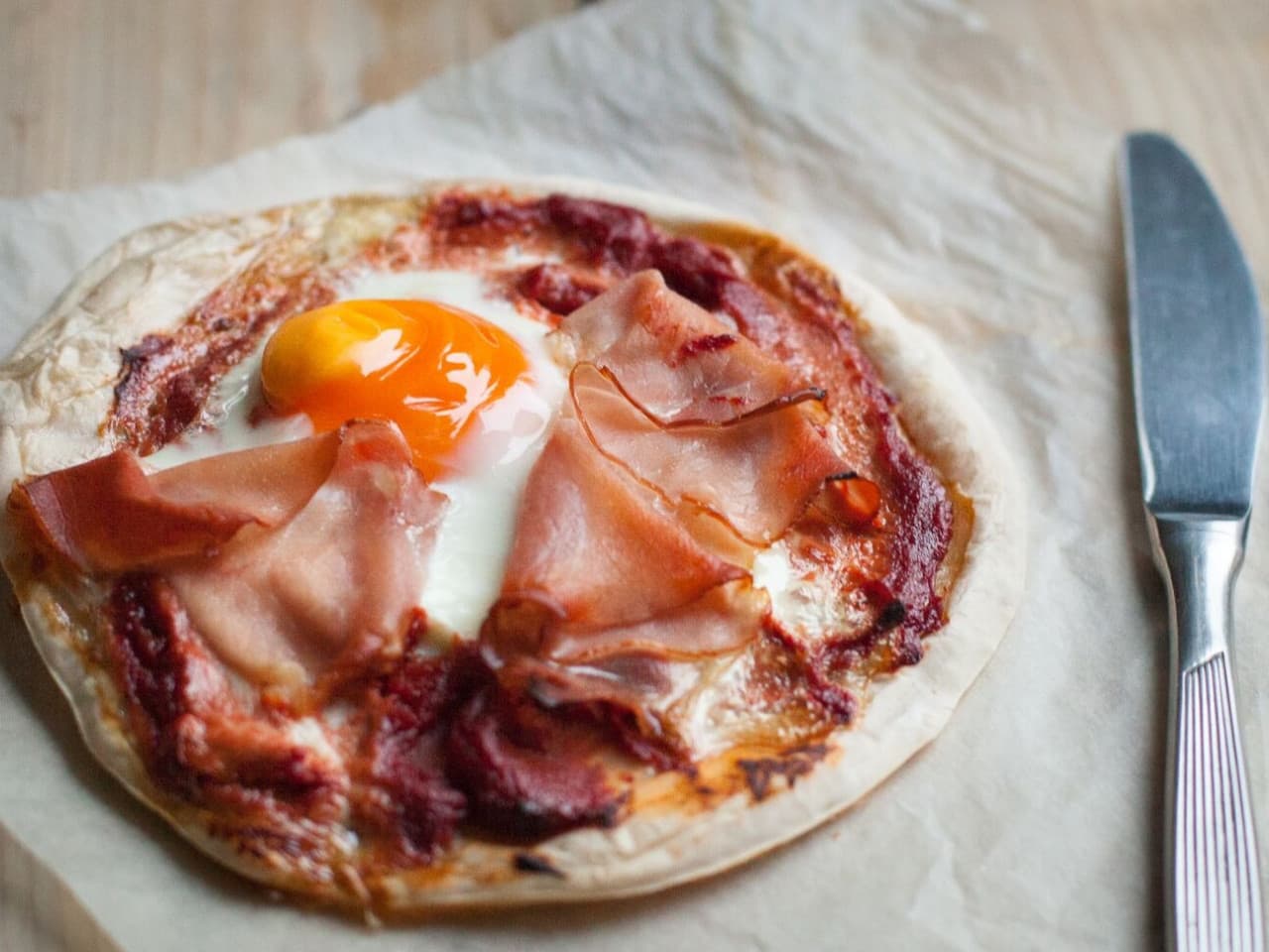 Pizza au petit-déjeuner paléo