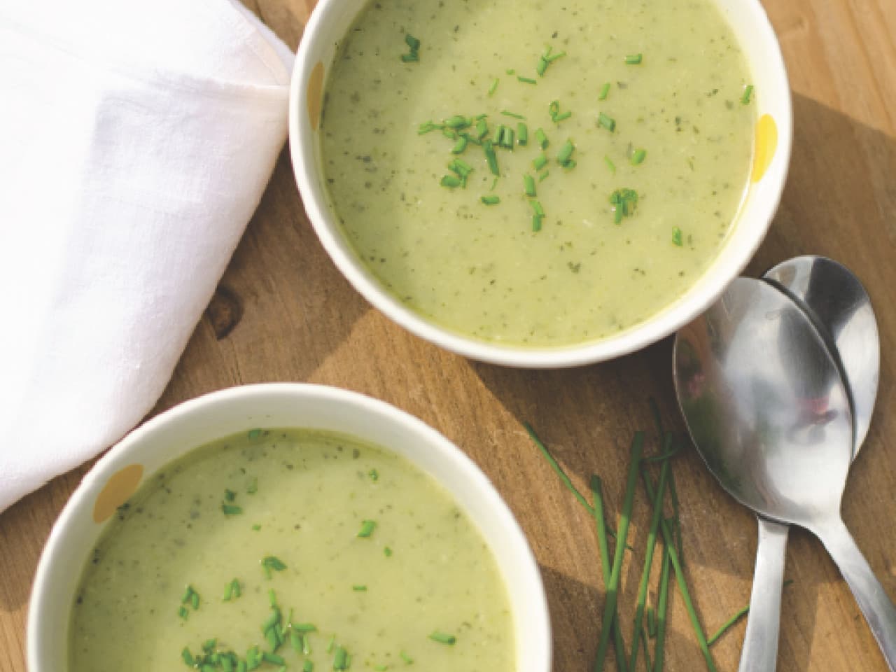 Sopa de ajo y calabacín