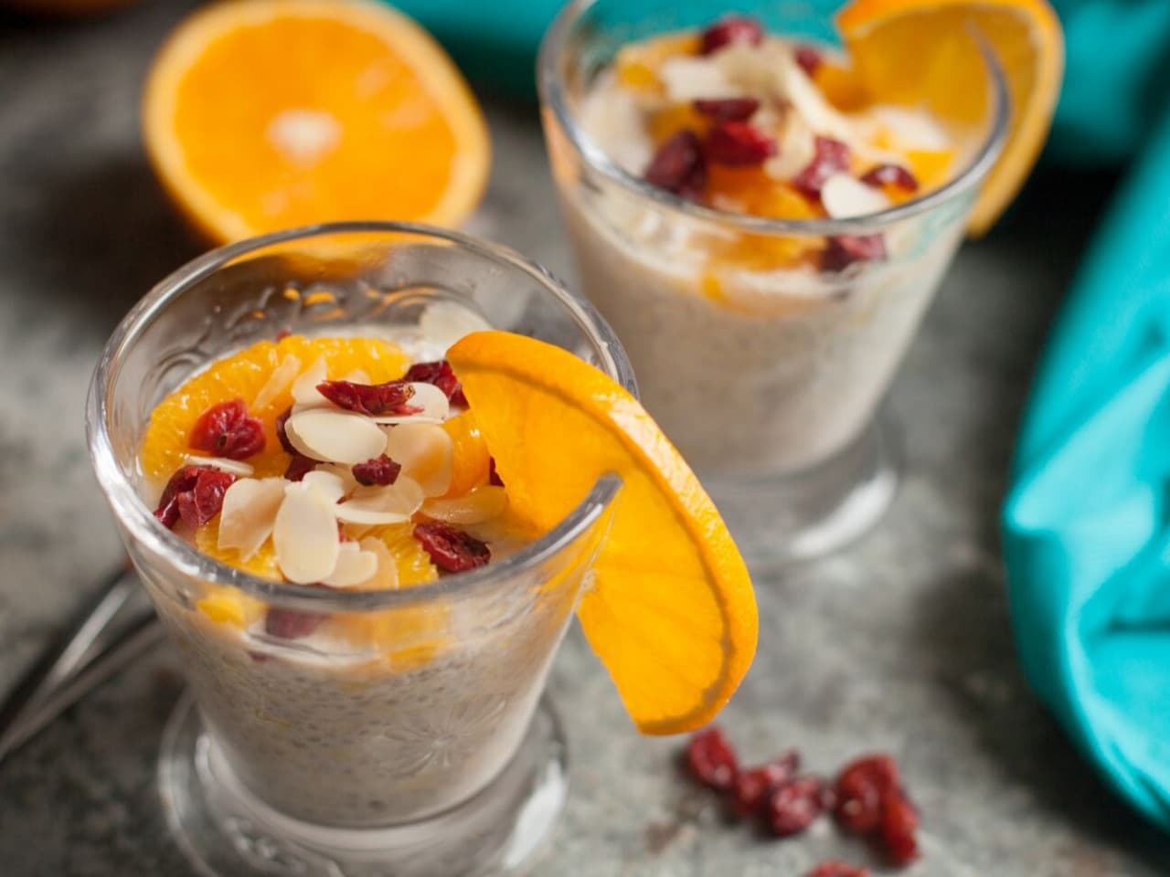 Sinaasappel-cranberry chia pudding