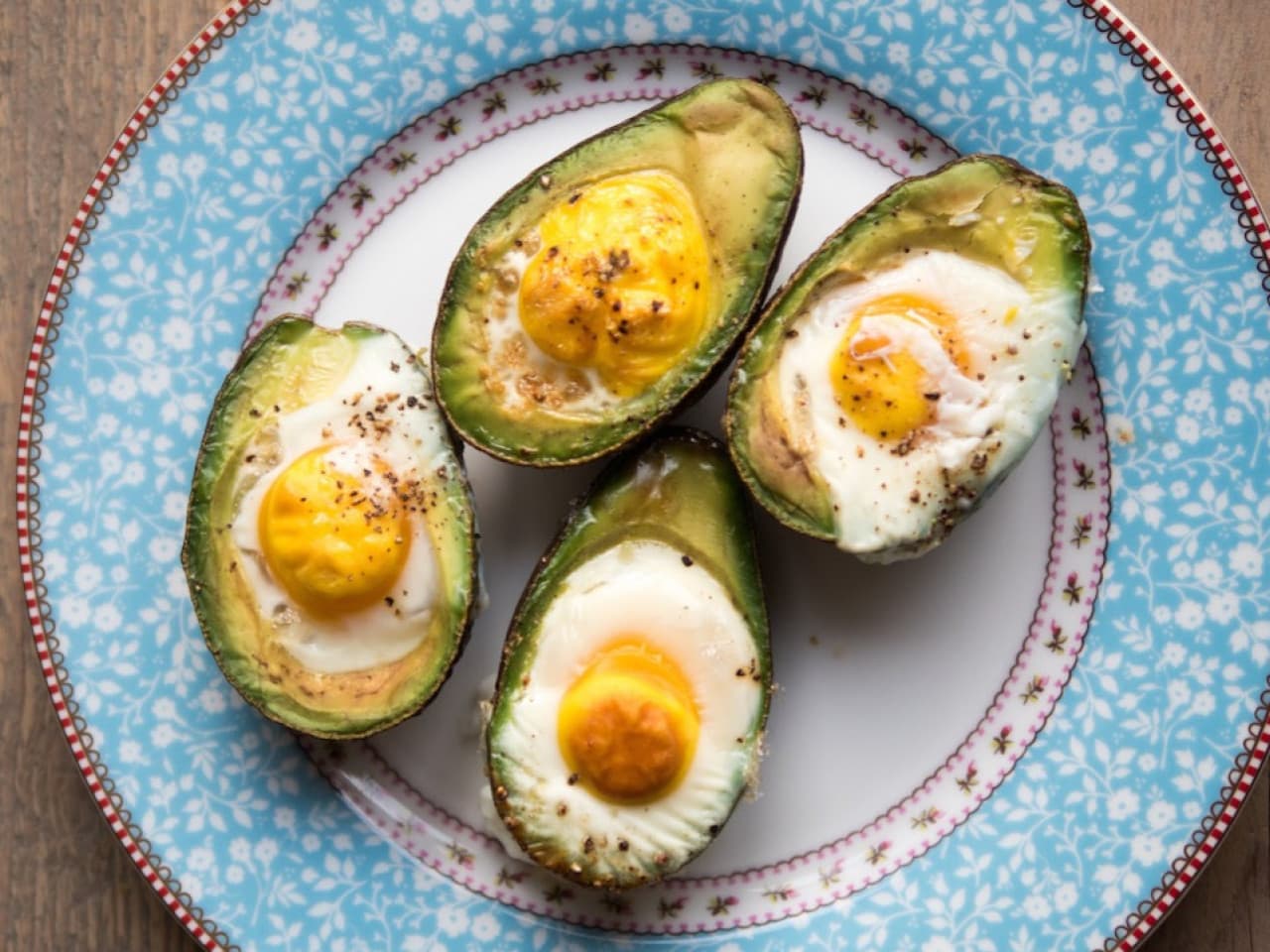 Avocado Eggs