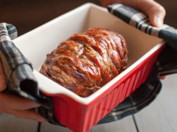 Pastel de carne paleo con manzana y tocino