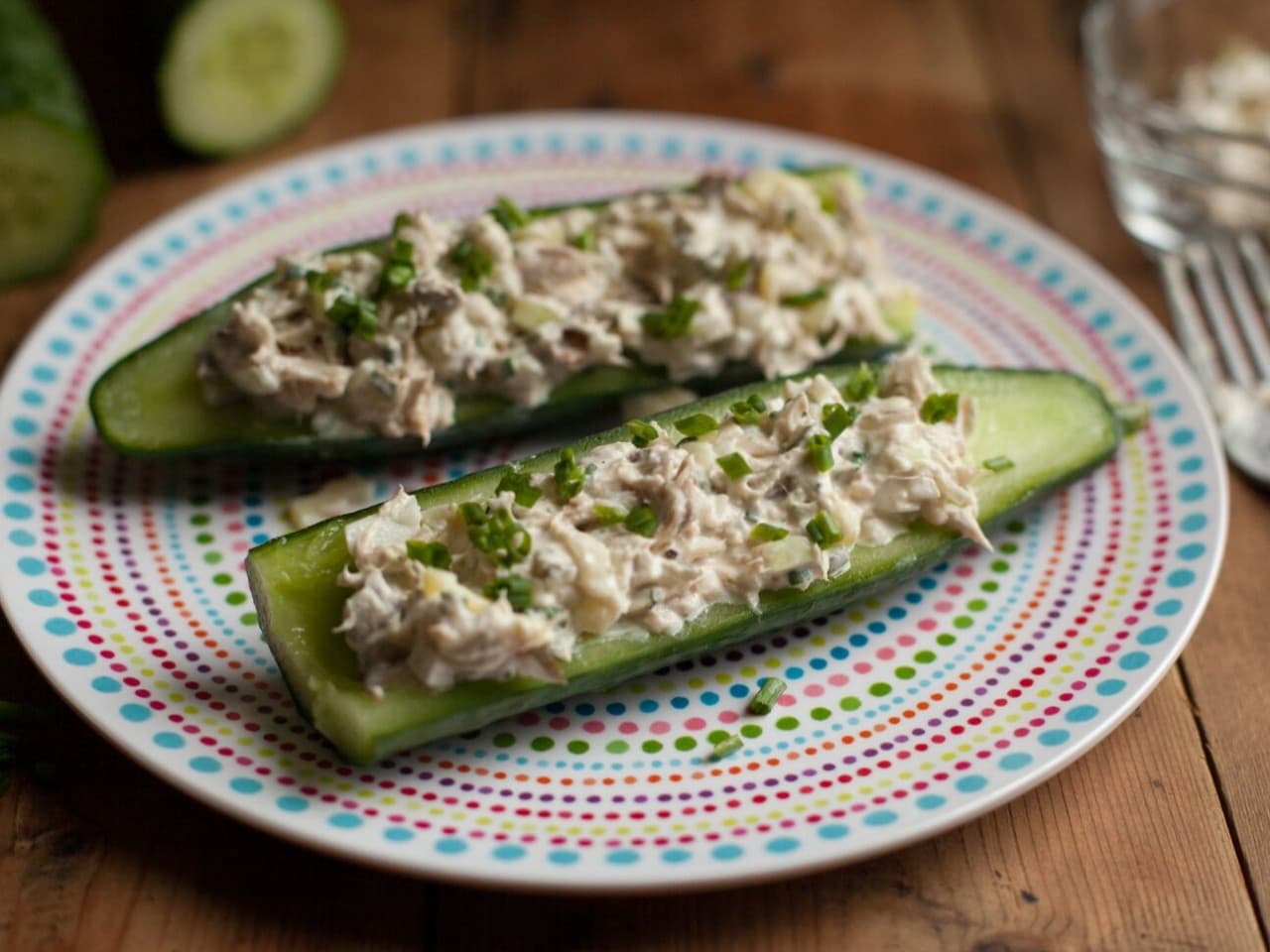 Komkommerbootjes met makreelsalade