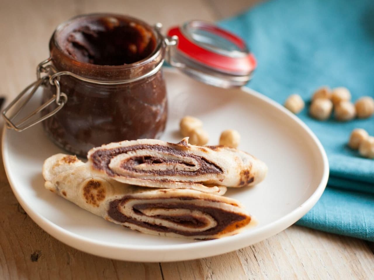 Wrap with paleo chocolate spread