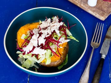 Stuffed sweet potato with chicken