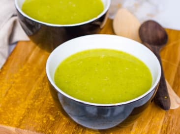Cauliflower broccoli soup