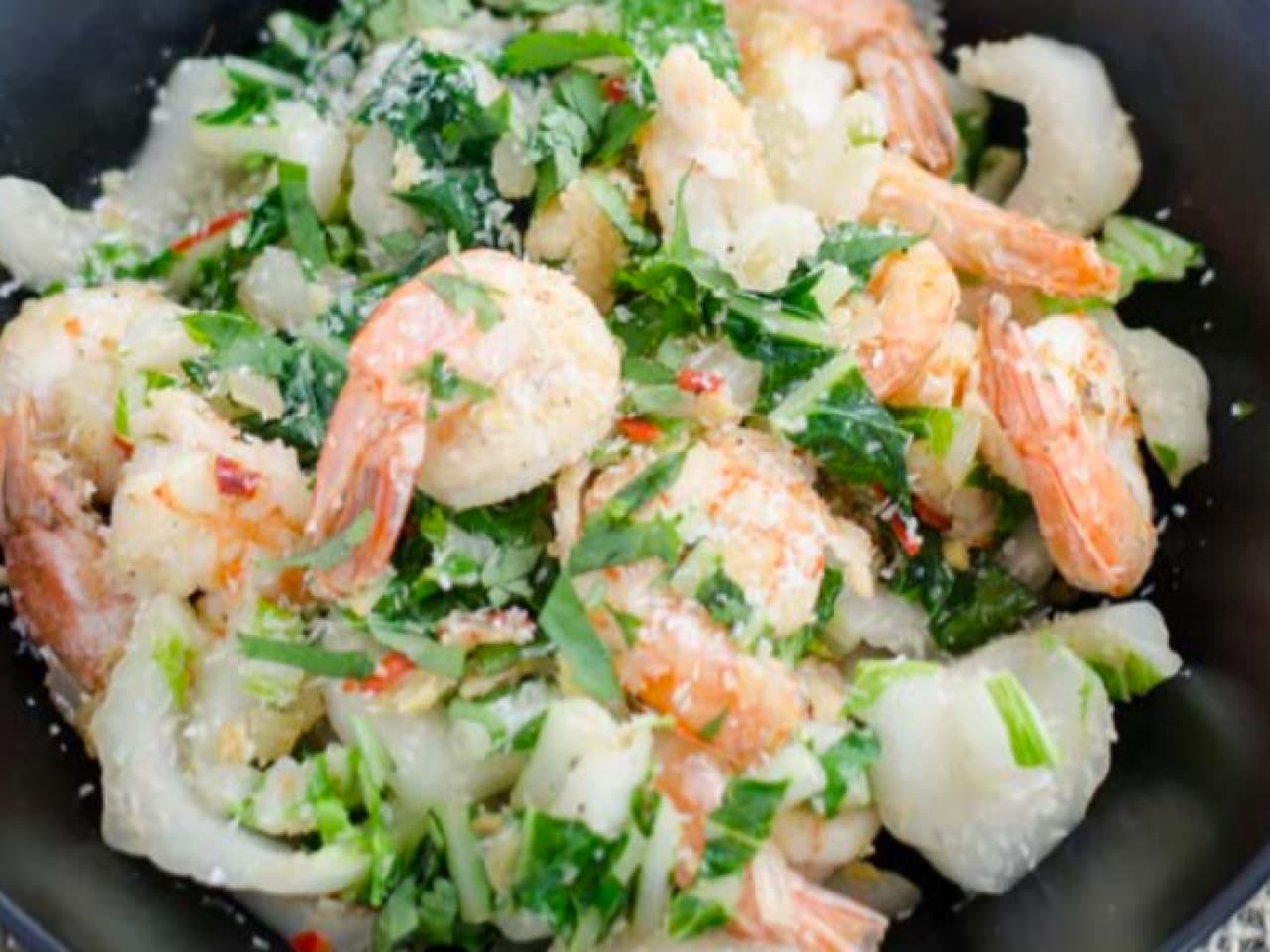 Shrimps with bok choy and ginger