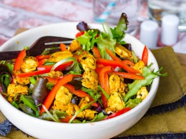 Kip madras salade