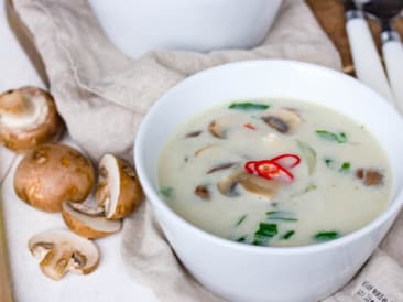 Tom Kha kai