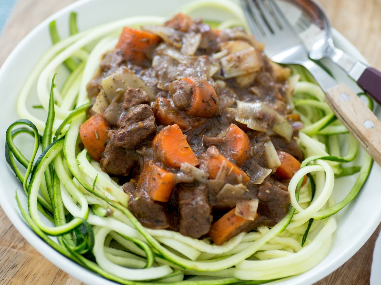 Ragu de ternera con zoodles