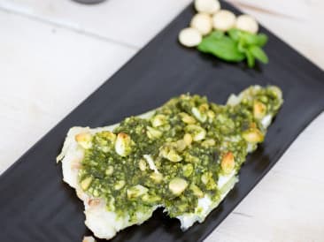 Cod with a nut-pesto crust