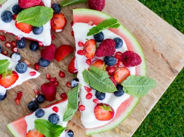 Healthy breakfast pizza
