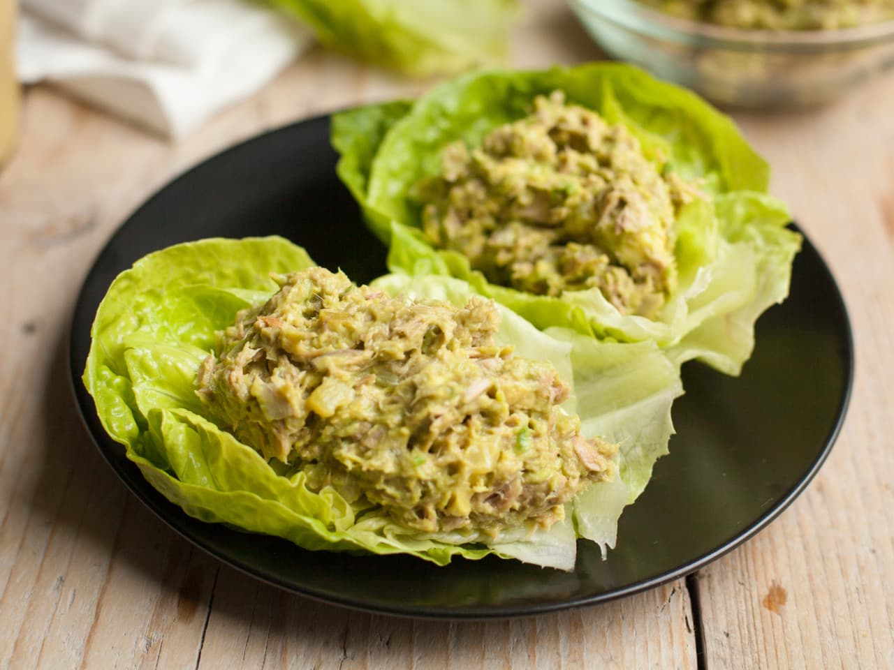 Tuna salad with avocado