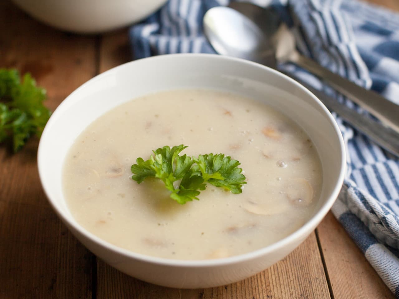 Soupe aux champignons simple