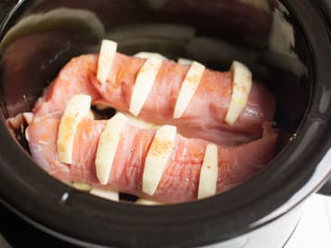 Filet de porc aux pommes de la mijoteuse