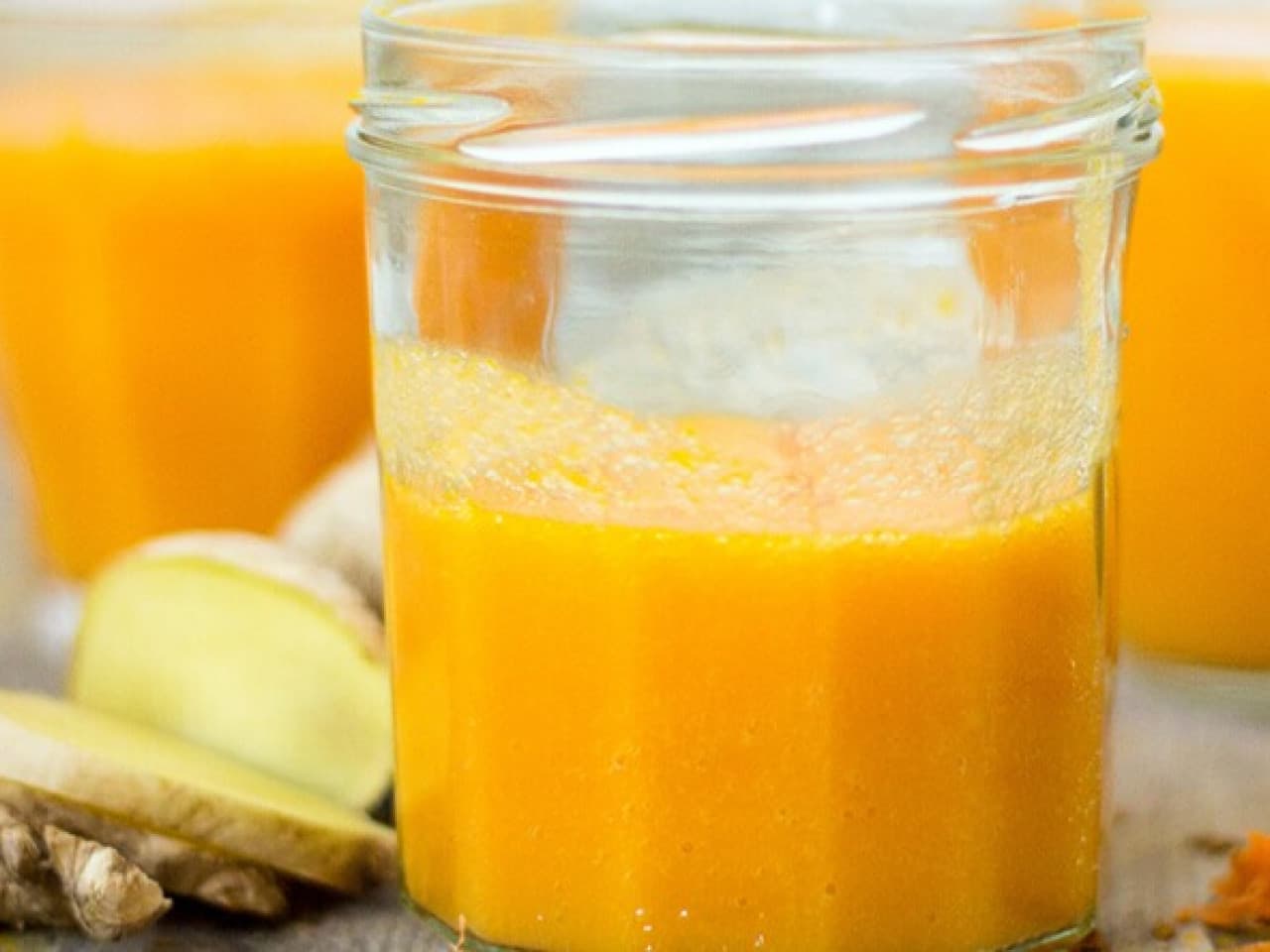 Orange and ginger smoothie