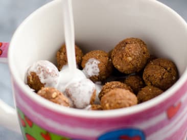 Chocolate balls in a coconut bath