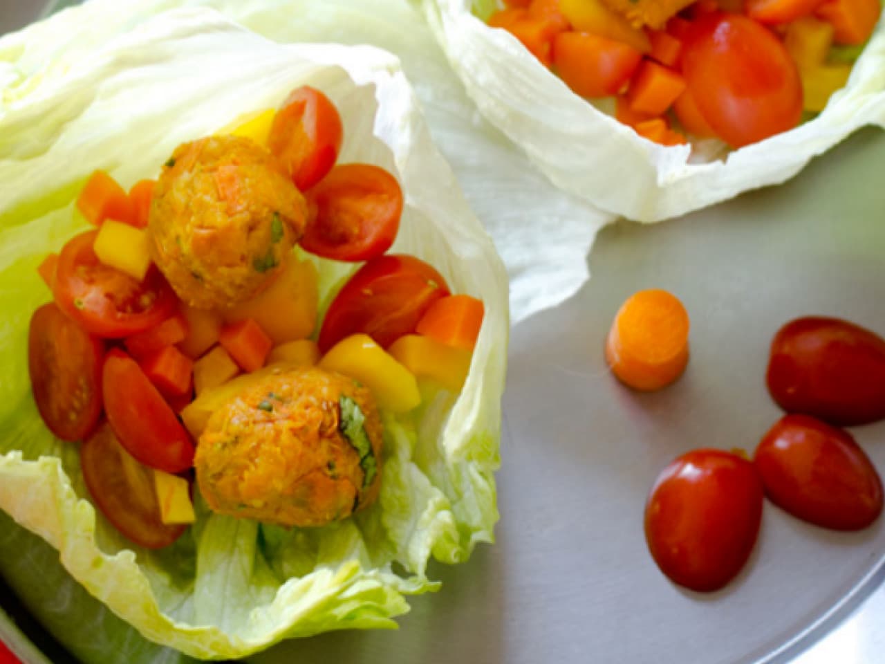 Falafel turc dans une pellicule de laitue