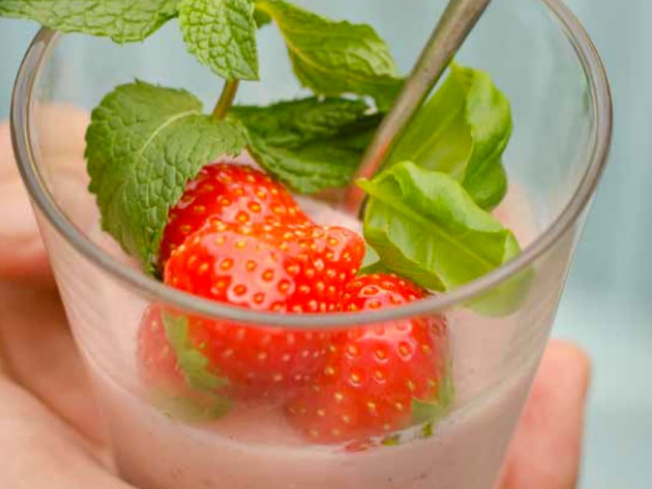 Red fruit pudding