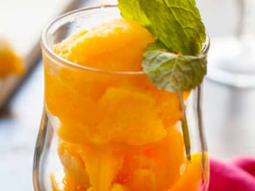 Mango-ananasmousse