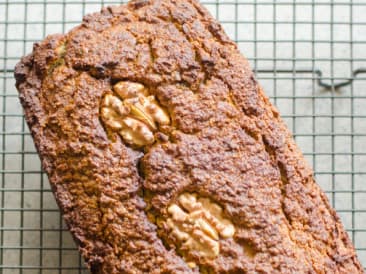 Banana bread with walnuts