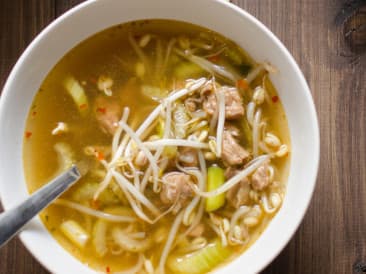 Würzige Rindfleischsuppe
