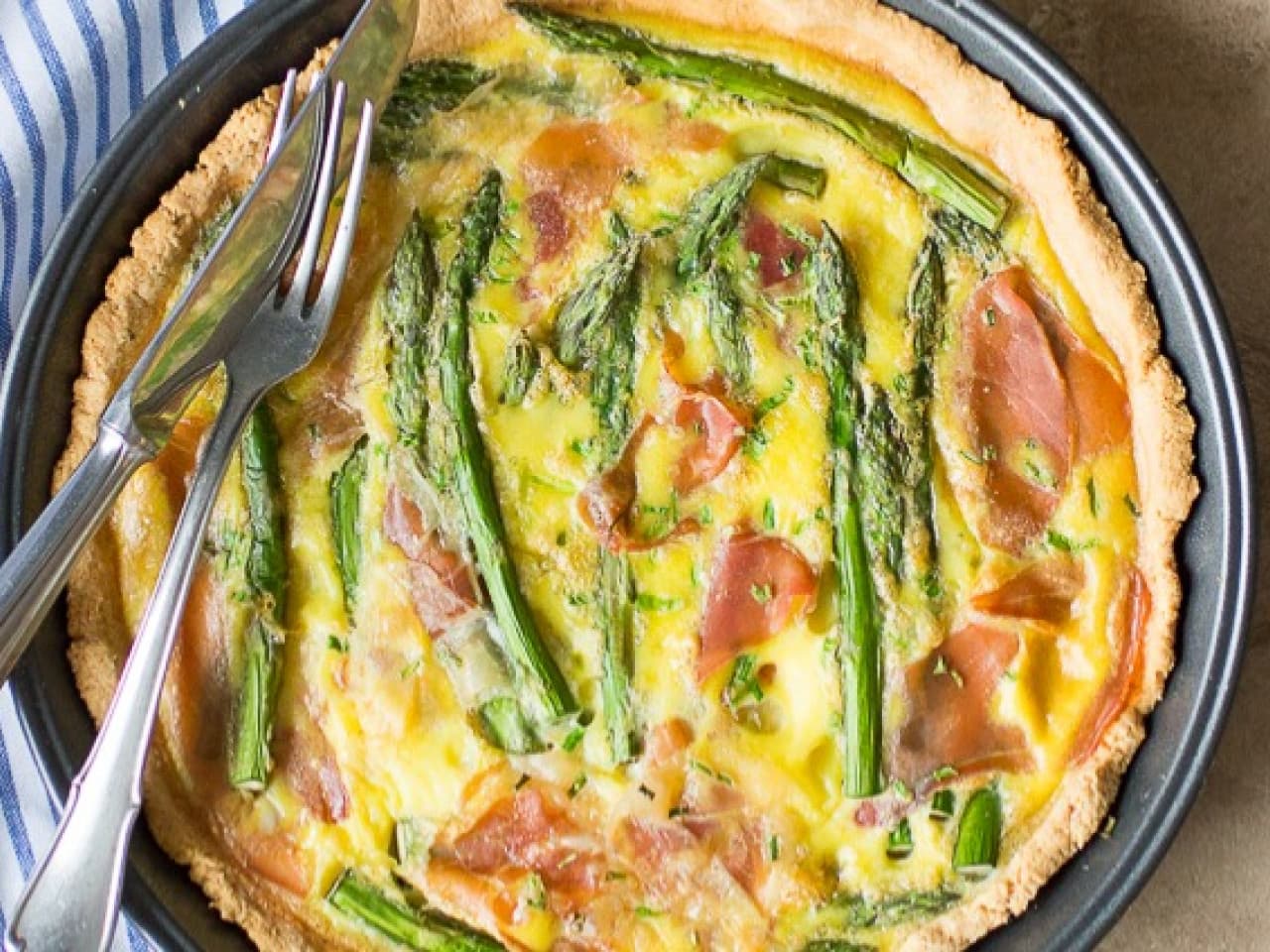 Aspergequiche met parmaham