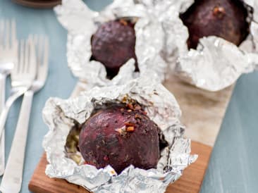 Roasted red beets