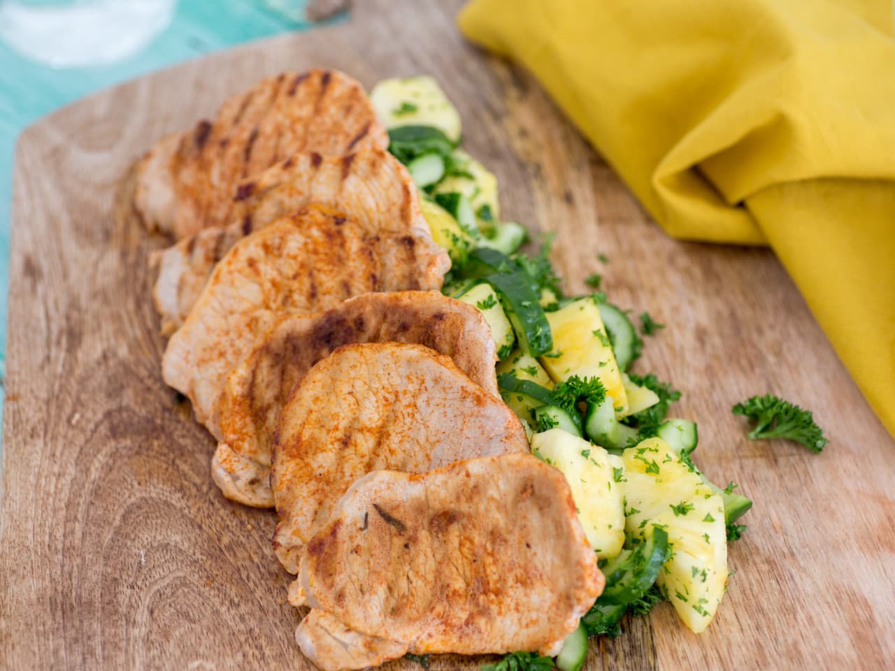 Pork fillets with pineapple salad