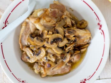 Pollo cremoso de limón con champiñones