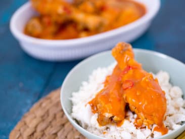 Poulet épicé avec riz au chou-fleur