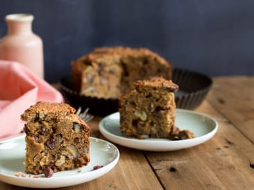 Banana bread with walnuts and raisins