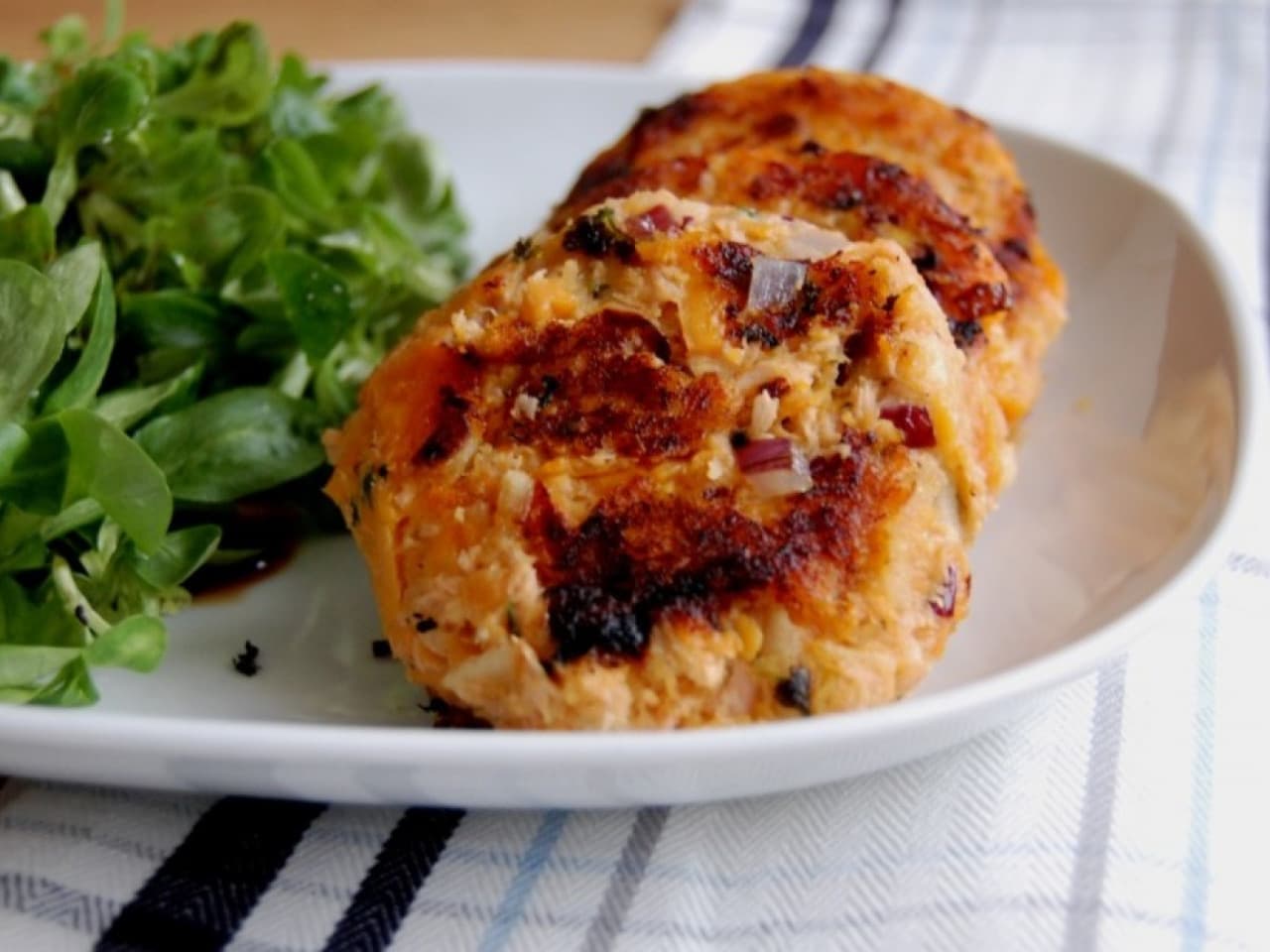 Zoete aardappel zalmkoekjes