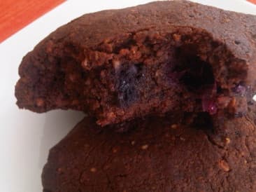 Brownies met hazelnoten en blauwe bessen