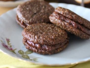 Double stacked Caveman Cookies