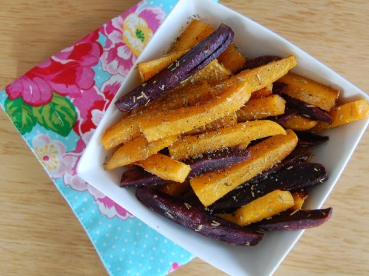 Ghee-fried vegetable fries
