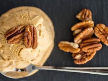 Helado de calabaza con nueces