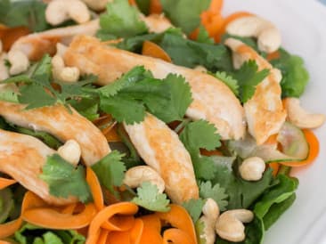 Salad with chicken mango dressing