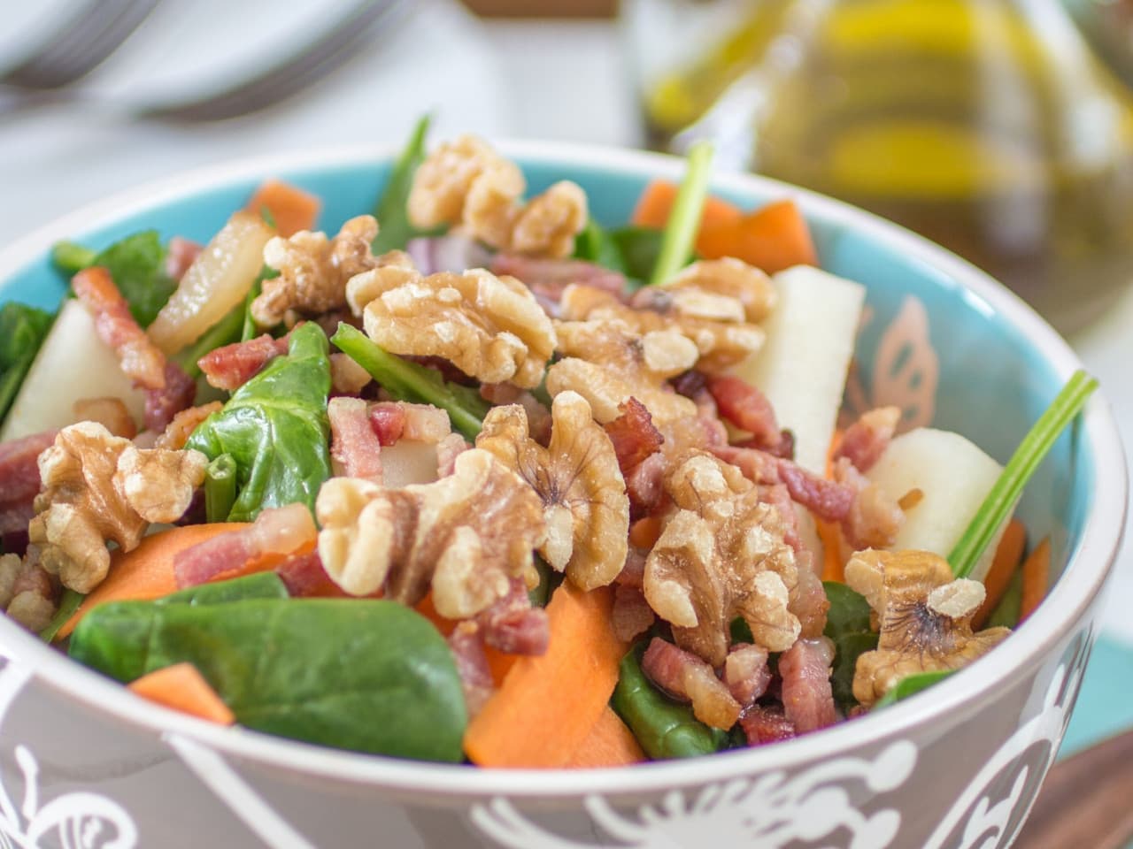 Spinach salad