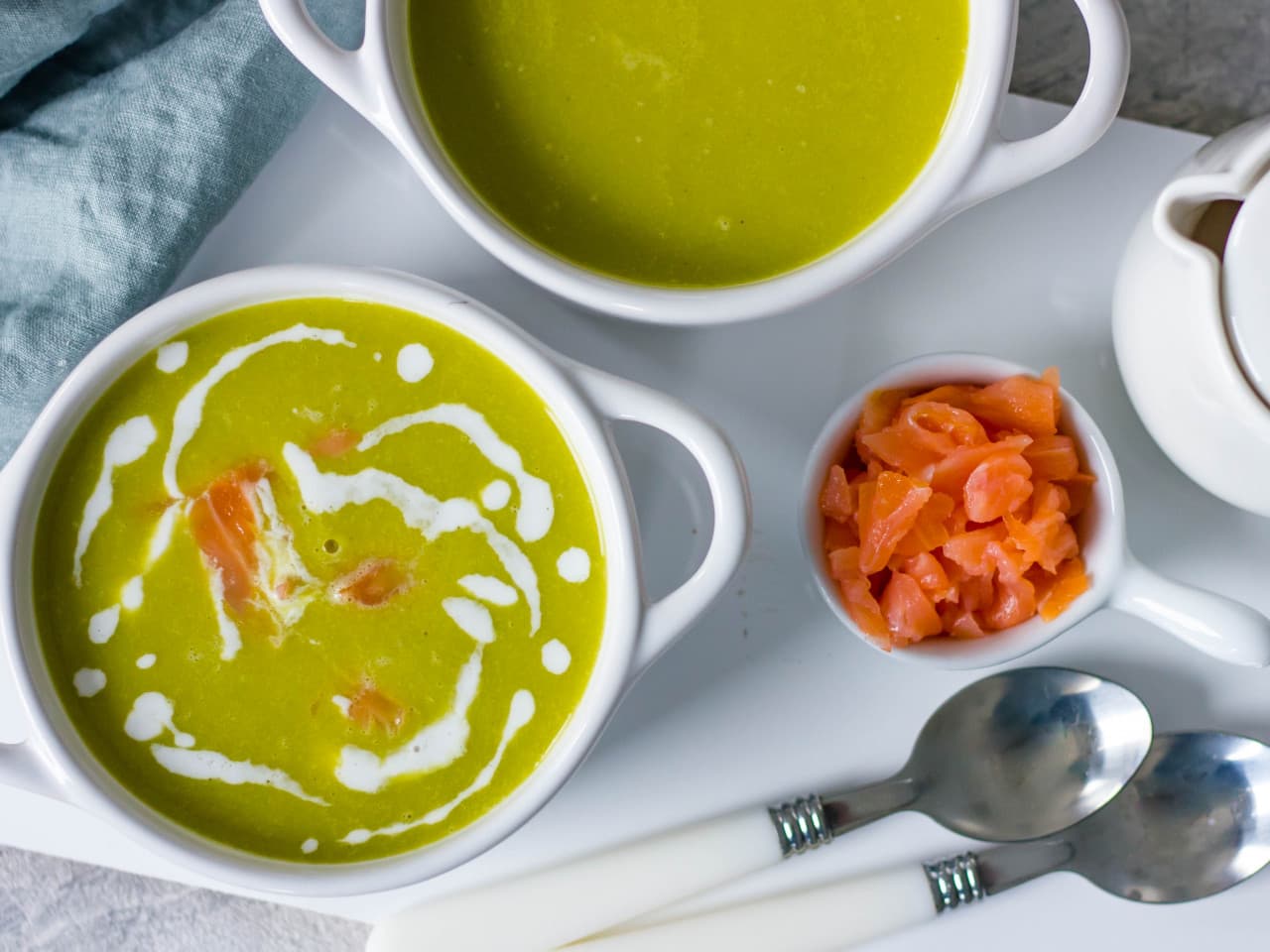 Sopa de puerro con salmón ahumado