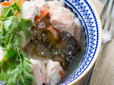 Citrus salmon curry