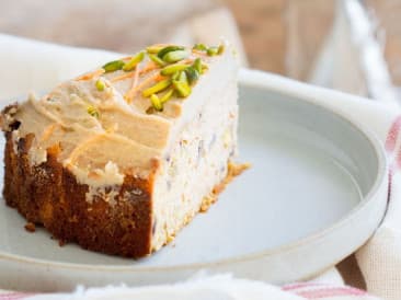 Gâteau aux carottes aux pistaches et chocolat