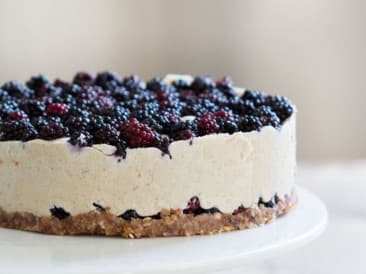 Tarta de queso con moras y chocolate blanco