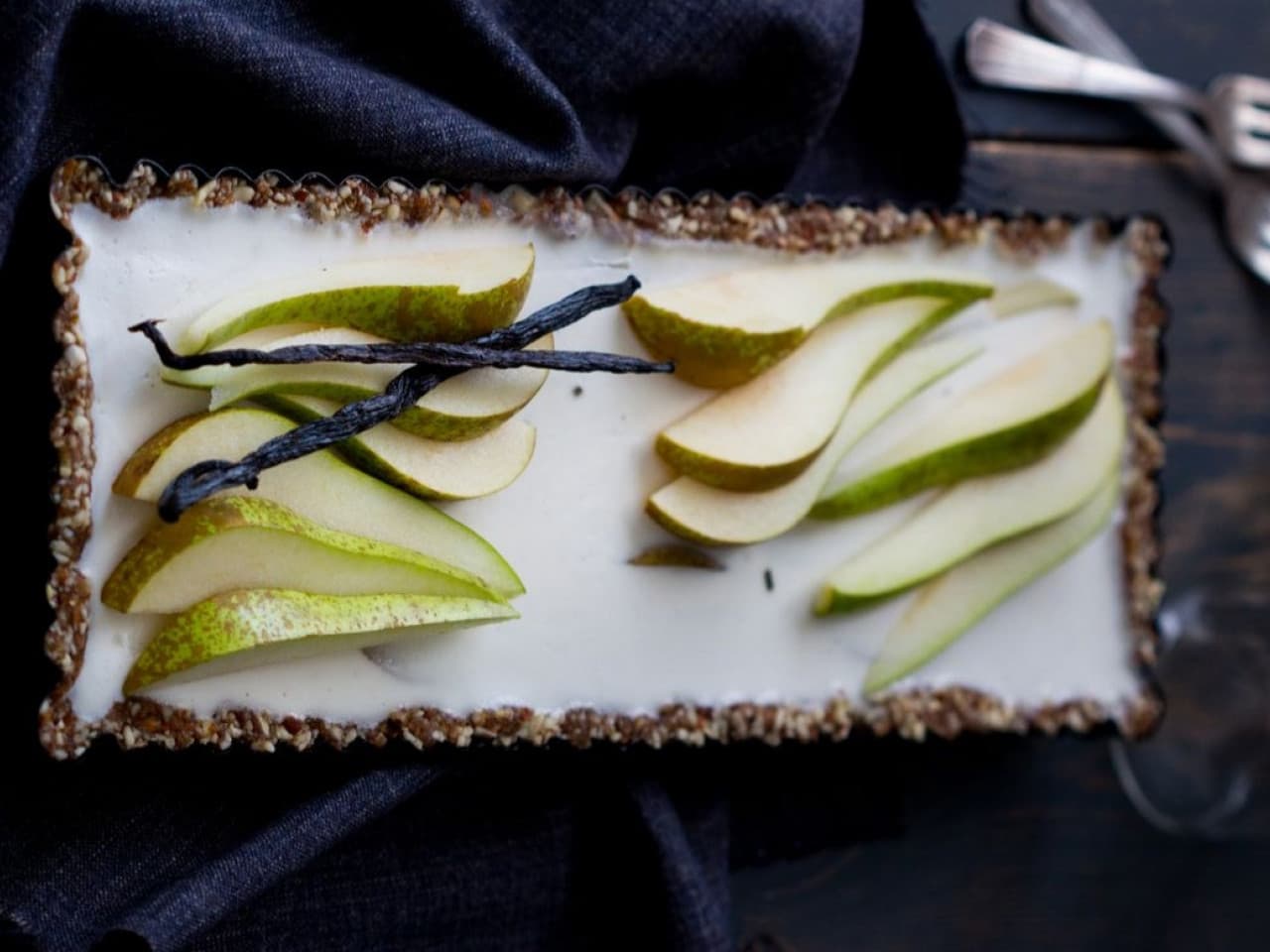Deluxe pear cake