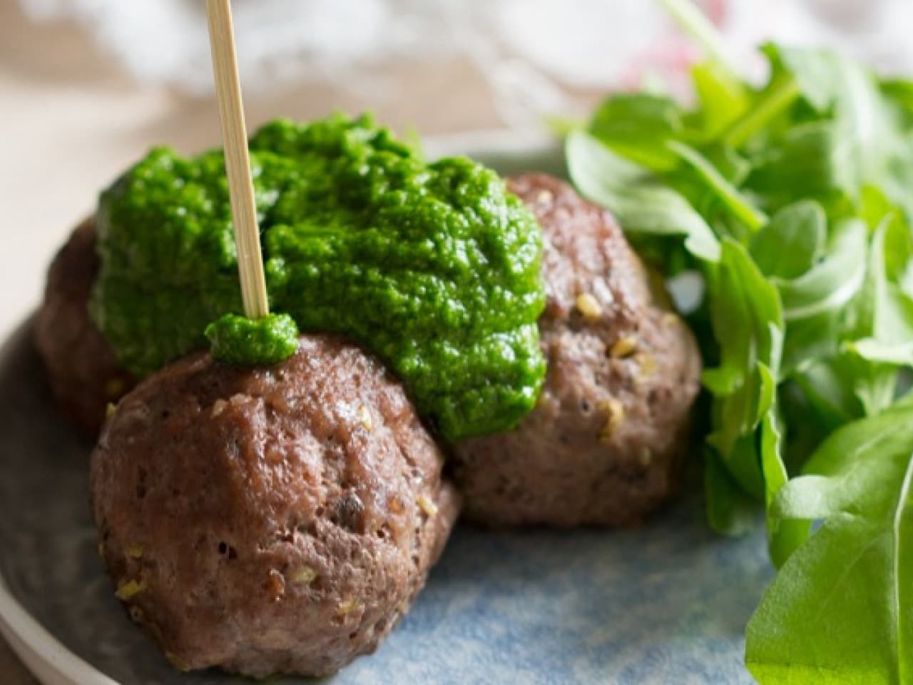 Za'atar meatballs with pesto