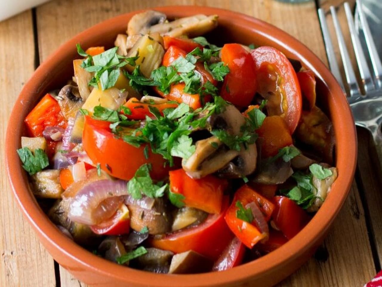 Salade de légumes tiède