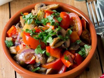 Lukewarm vegetable salad