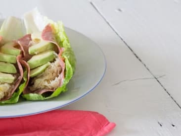 Quick lettuce wraps