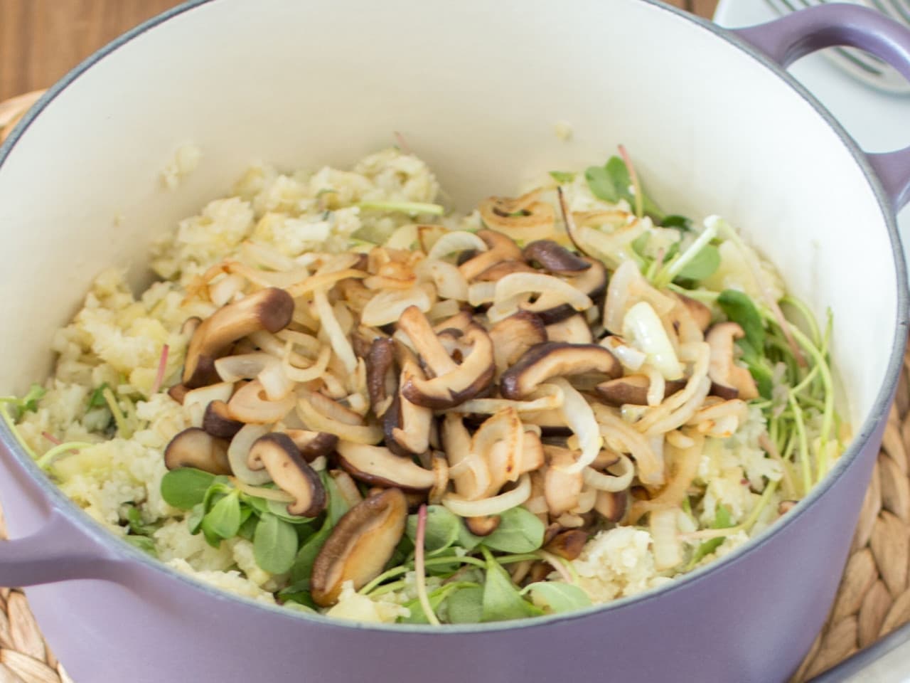 Blumenkohlpastinakenbrei mit Portulak